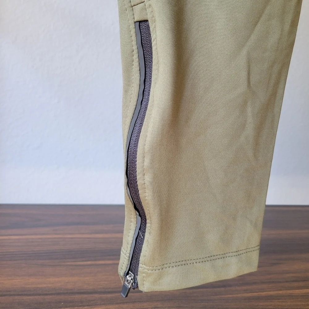 ASICS // french terry elastic waist side pockets ankle zipper jogger pants